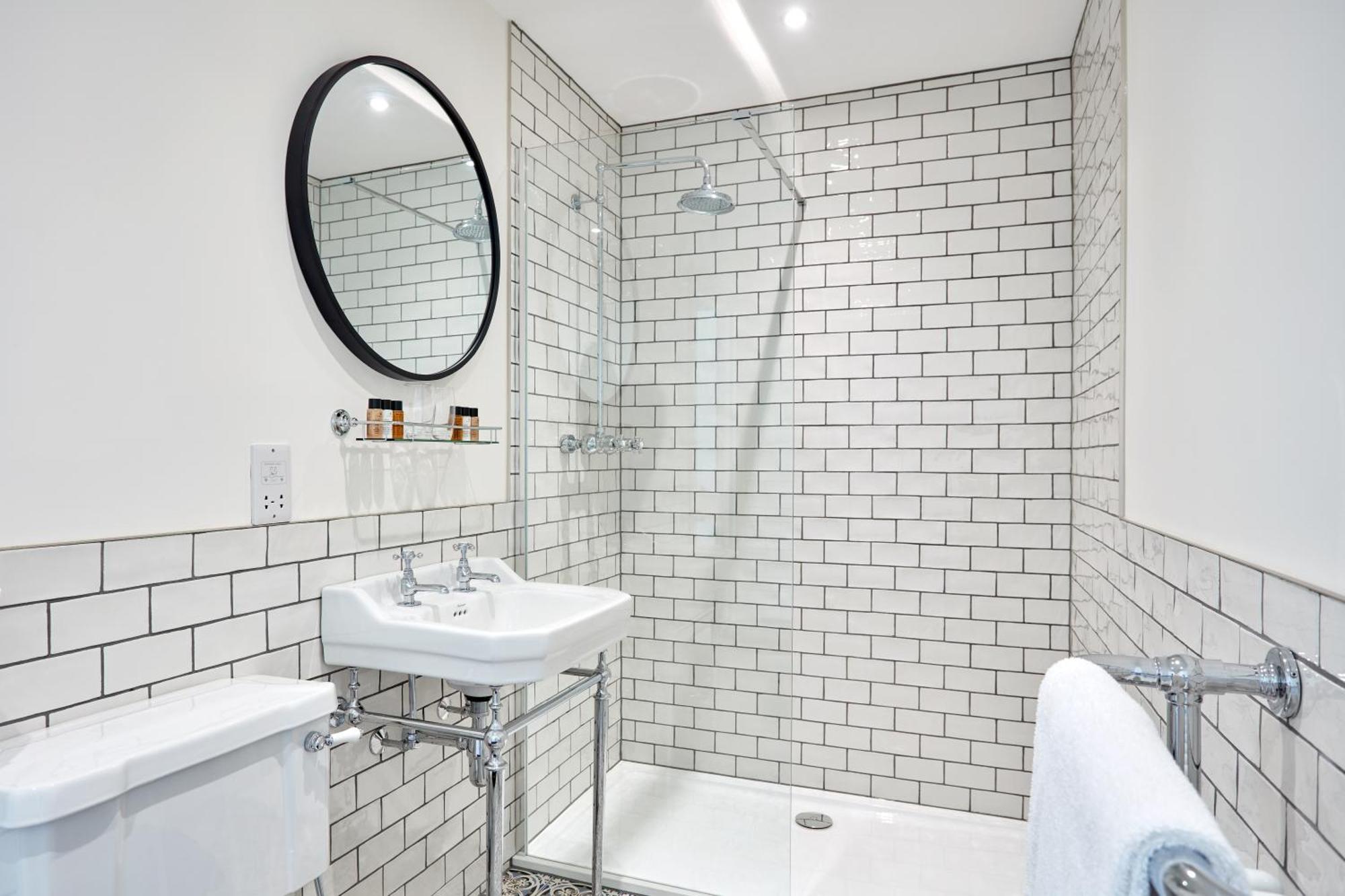 Hotel The Priory 4*