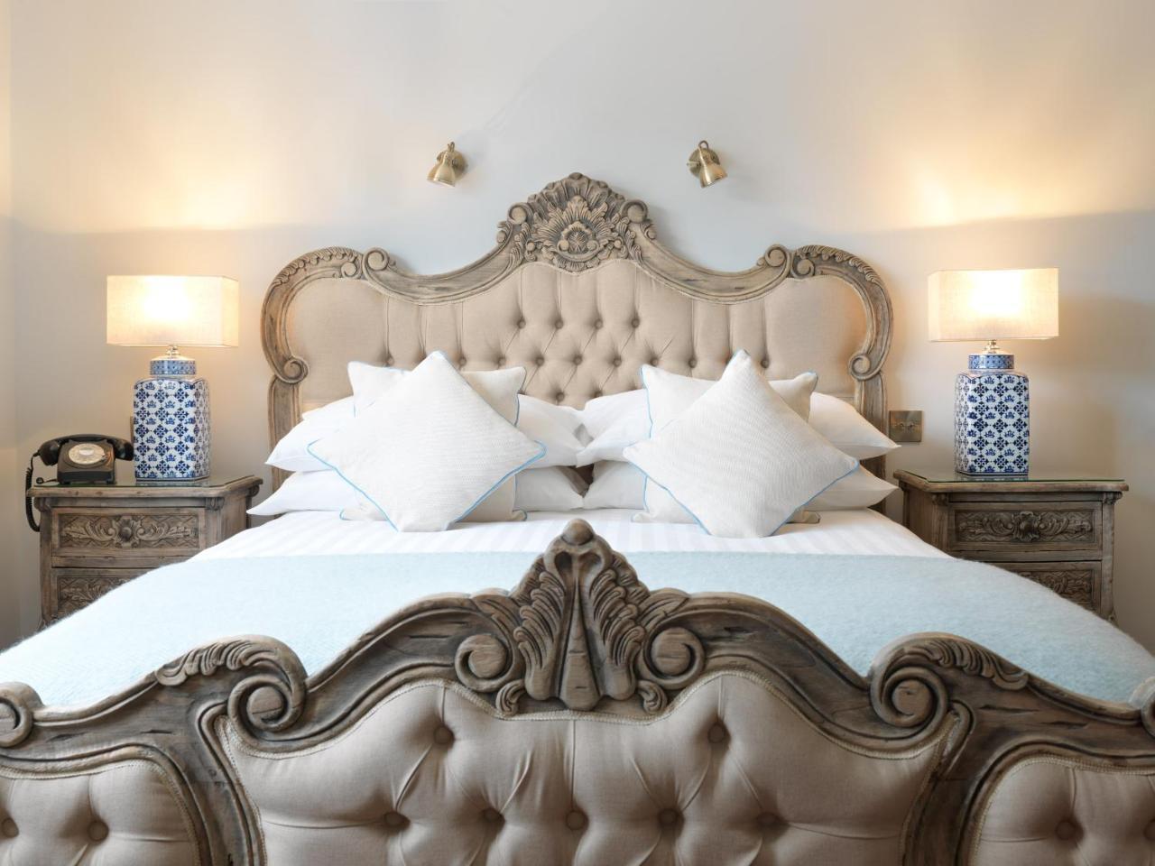 Hotel The Priory Newport (Gwent)